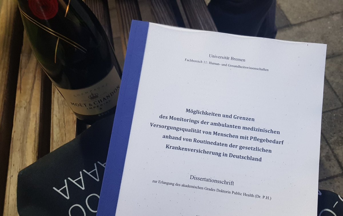 GlittyKitty's tweet photo. Just submitted my PhD-Thesis. Now  celebrating the end of a tumultuous era of my life on a deserted university campus <3 https://t.co/cOqEVj8Lyy