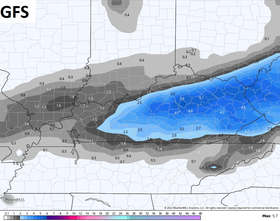 Kentuckyweather's tweet photo. The new GFS has a much broader swath of heavier snows now. This matches the SREF I just posted. Again, the NAM has no friends. #kywx https://t.co/Uc7BPyPhNN