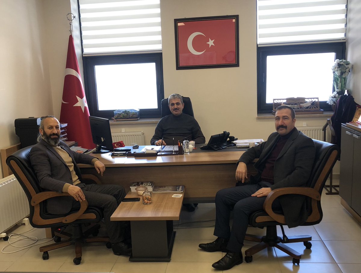 Kıymet bilen kıymet bulur,
ziyaretimize gelen Güvenlik Korucuları Şehit ve Gazi Aileleri Federasyon Başkanı Sn. <a href="/Ayhankahraman0/">ayhan kahraman</a> ve Küresinler Dernek Başkanı Sn. <a href="/BilalYCEBA/">Bilal YÜCEBAŞ</a>’a Teşekkür ederiz.