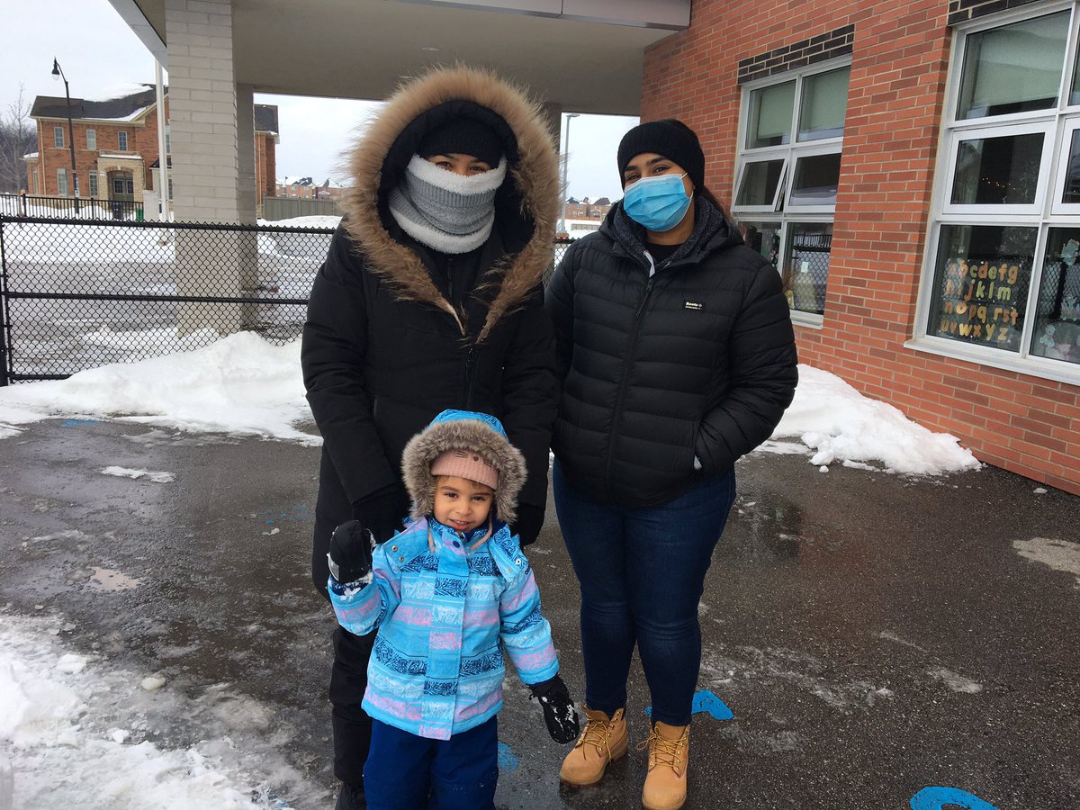 jennifer_triffo's tweet photo. The best part about being back to @DolsonPS is definitely kindergarten planning time for @Jody_MacLean with KD1, #Snow much fun 🤩 #SnowAngels #SnowForts #SnowCastles #SnowTunnels rolling down the snow hill #getoutside @PeelSchools https://t.co/RSQUULJvPq