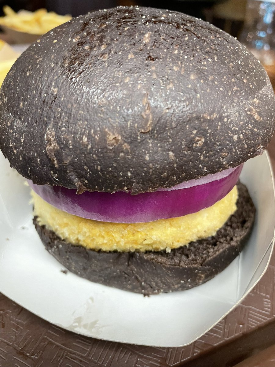 Lunch! <a href="/WaltDisneyWorld/">Walt Disney World</a> is definitely upper their #vegan game! Doom Burger, vegan crab cake! De-lush! #veganfood #disneyveganfood