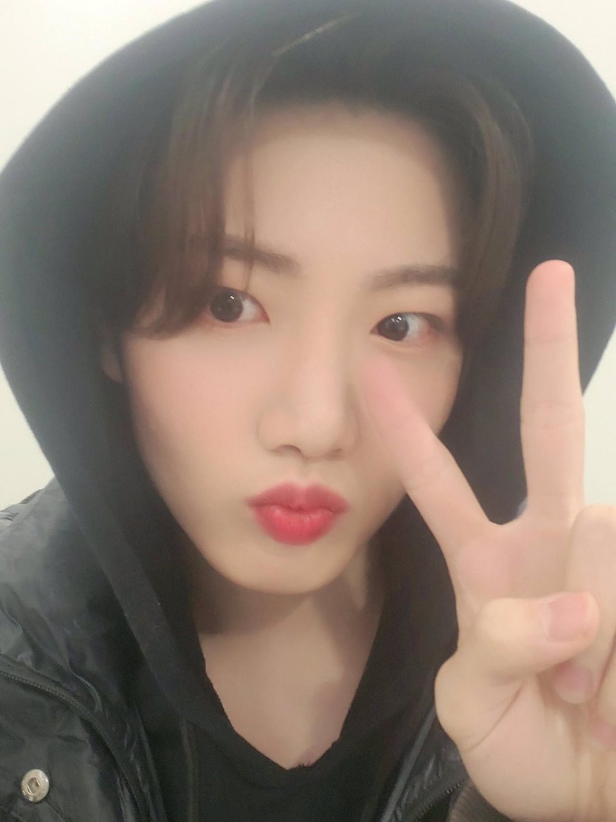 kdoyongs's tweet photo. passatempo favorito = fotinhas do junkyu
https://t.co/uhnzxAvdKr