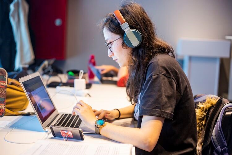 livunicareers's tweet photo. Ready to boost your career with a funded online internship?

Don't miss out on this opportunity to work with and learn from companies in China with @BritishCouncil #GenerationUK open to students &amp; graduates. 

Find out more: https://t.co/rvVCgAV1Vg https://t.co/qclLSuDDRM