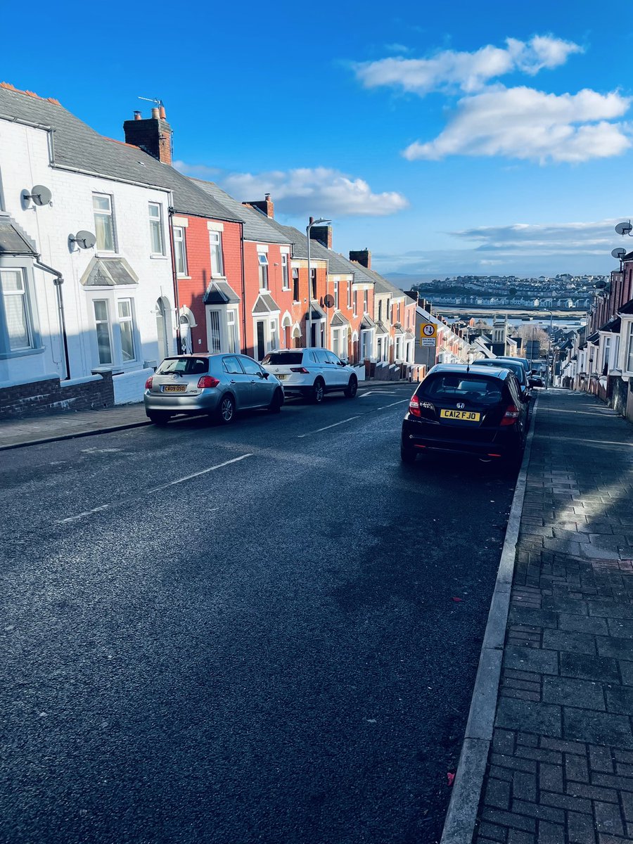 On a site visit to Barry to see a clients renovation project it would be rude not to swing past…