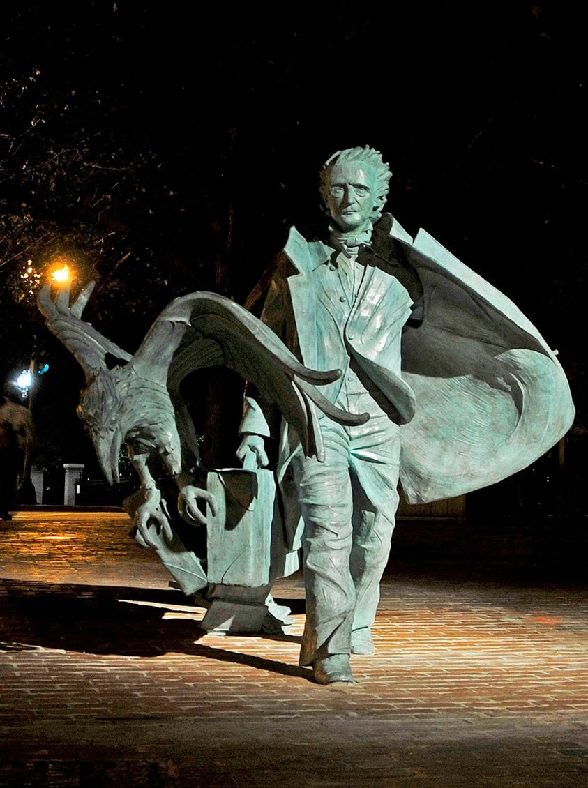 TheBostonIrish's tweet photo. Happy Birthday to writer #EdgarAllanPoe, born on Jan 19, 1809 in Boston. Poe's ancestors came from #CountyCavan in #Ireland. Visit the life-sized statue to Poe at the corner of Boylston + Charles Street across from #BostonCommon. https://t.co/LTmbx0MfRW https://t.co/8YpwcHgd83