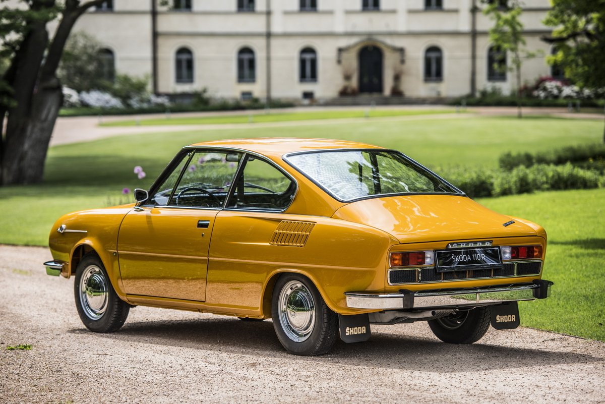 skodade's tweet photo. Der #SKODA #110R lieferte die Grundlage für faszinierende Renn- und Rallye-Fahrzeuge wie den ŠKODA 180 RS, den 200 RS und insbesondere den ŠKODA 130 RS. Zwischen 1970 und 1980 rollten im Werk Kvasiny insgesamt 57.085 Exemplare vom Band. Wie gefällt Euch das Coupé? 😊 https://t.co/4Kus3gpxsm