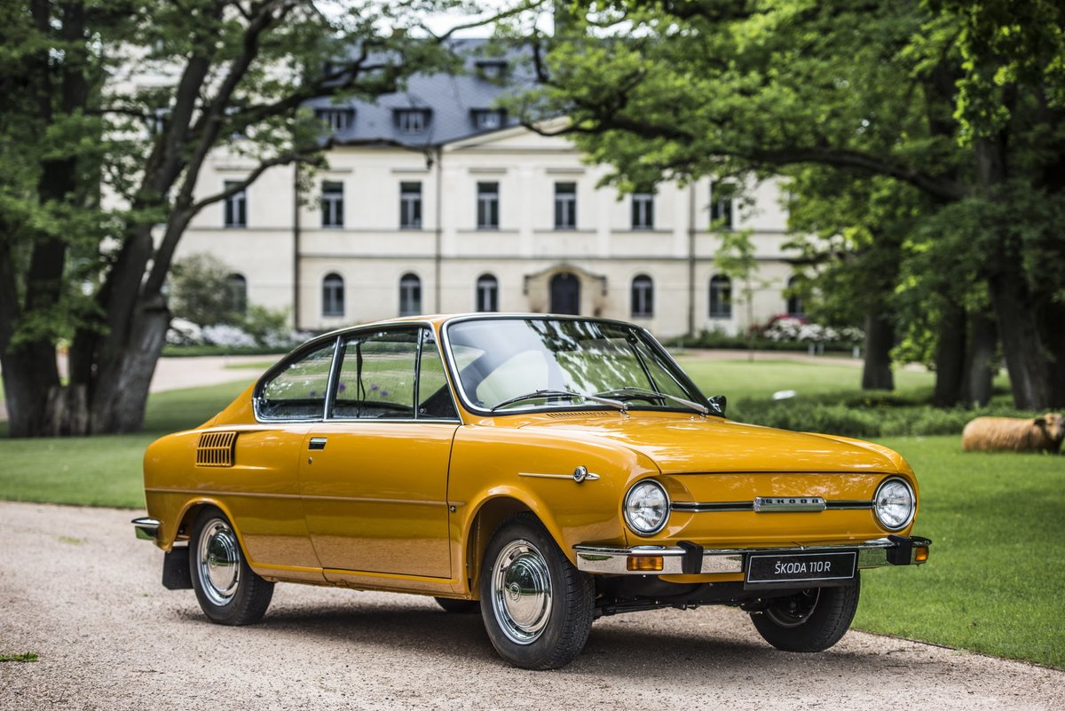 skodade's tweet photo. Der #SKODA #110R lieferte die Grundlage für faszinierende Renn- und Rallye-Fahrzeuge wie den ŠKODA 180 RS, den 200 RS und insbesondere den ŠKODA 130 RS. Zwischen 1970 und 1980 rollten im Werk Kvasiny insgesamt 57.085 Exemplare vom Band. Wie gefällt Euch das Coupé? 😊 https://t.co/4Kus3gpxsm