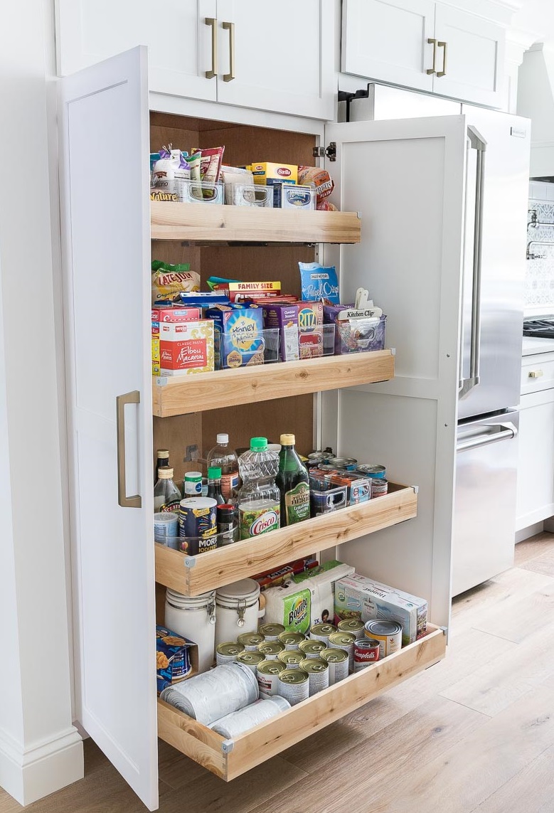 TuckerRobbins13's tweet image. Get your🥫pantry and/or kitchen cleaned🧹up and organized with these tips!
.
.
#homeorganization 
#organizingyourpantry 
#kitchencleanup  
#homeowners #homeownership 
#realestate 
#organizing #declutter 
#RobbinsRealEstate 

robbinsrealestate.com/Blog/Organizin…