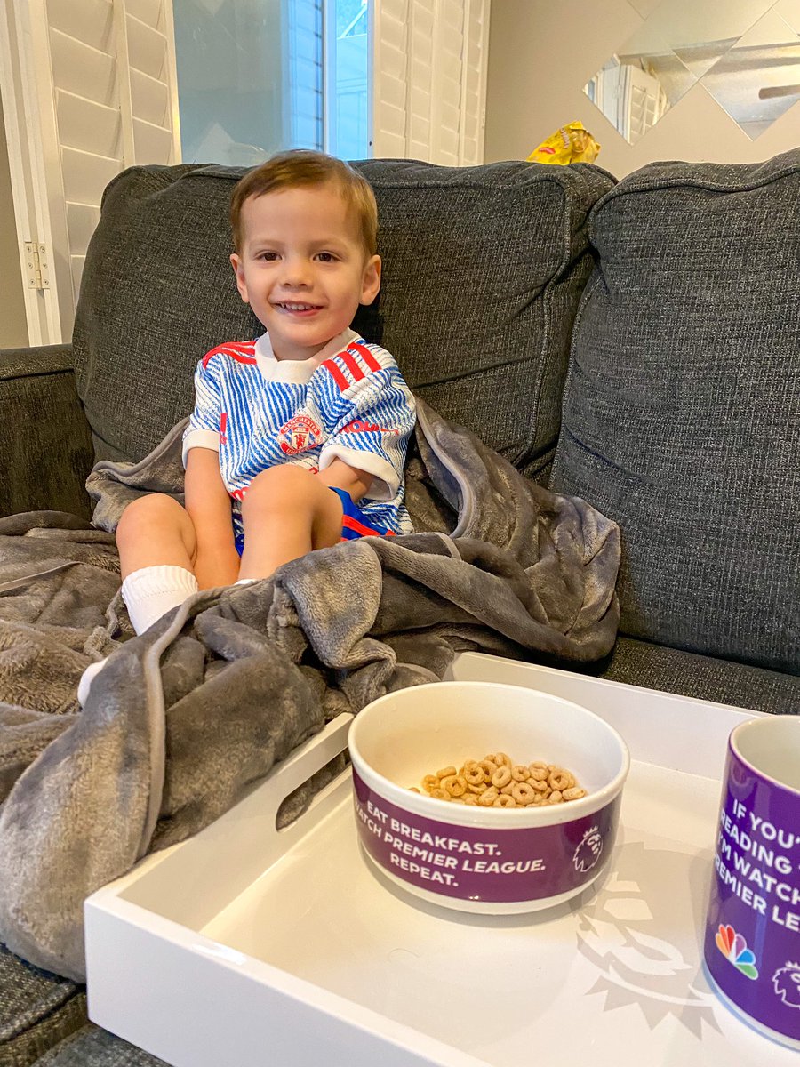 annaread007's tweet photo. Having breakfast and getting ready to watch @ManUtd today!!! ⚽️❤️#MyPLMorning @PLinUSA #MUFC #MANCHESTER https://t.co/g9IuvpShFI