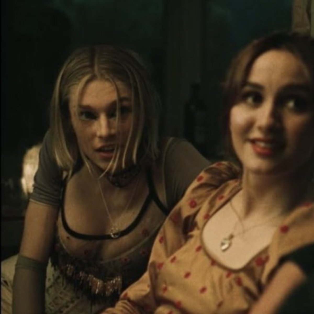 thinkerjuIes's tweet photo. jules vaughn is the most perfect girl in the world <3 https://t.co/hBNhn7EkHJ