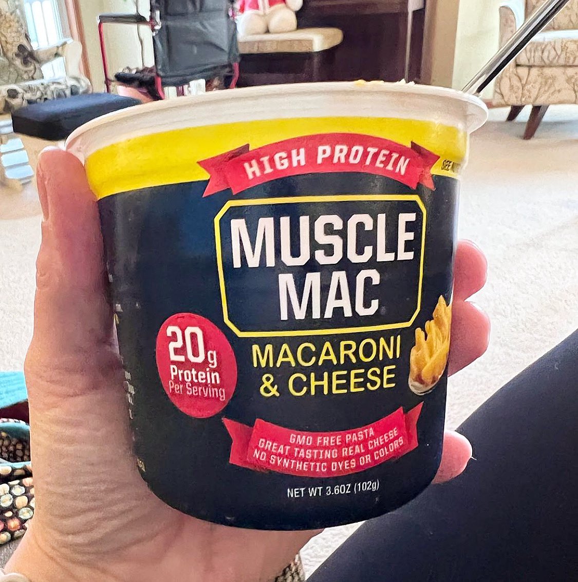 EatMuscleMac's tweet photo. #MuscleMac is ready in minutes and makes your mealtime easy with our tasty Cheddar flavor and the perfect #balance of protein and necessary carbohydrates.
📸 @boss_warrior2142 https://t.co/t4kl9moFbS