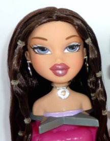 BRATZPICZ's tweet photo. #Bratz Head Gamez! Fashion Head First Edition (2005) https://t.co/QcR7DzxW0u