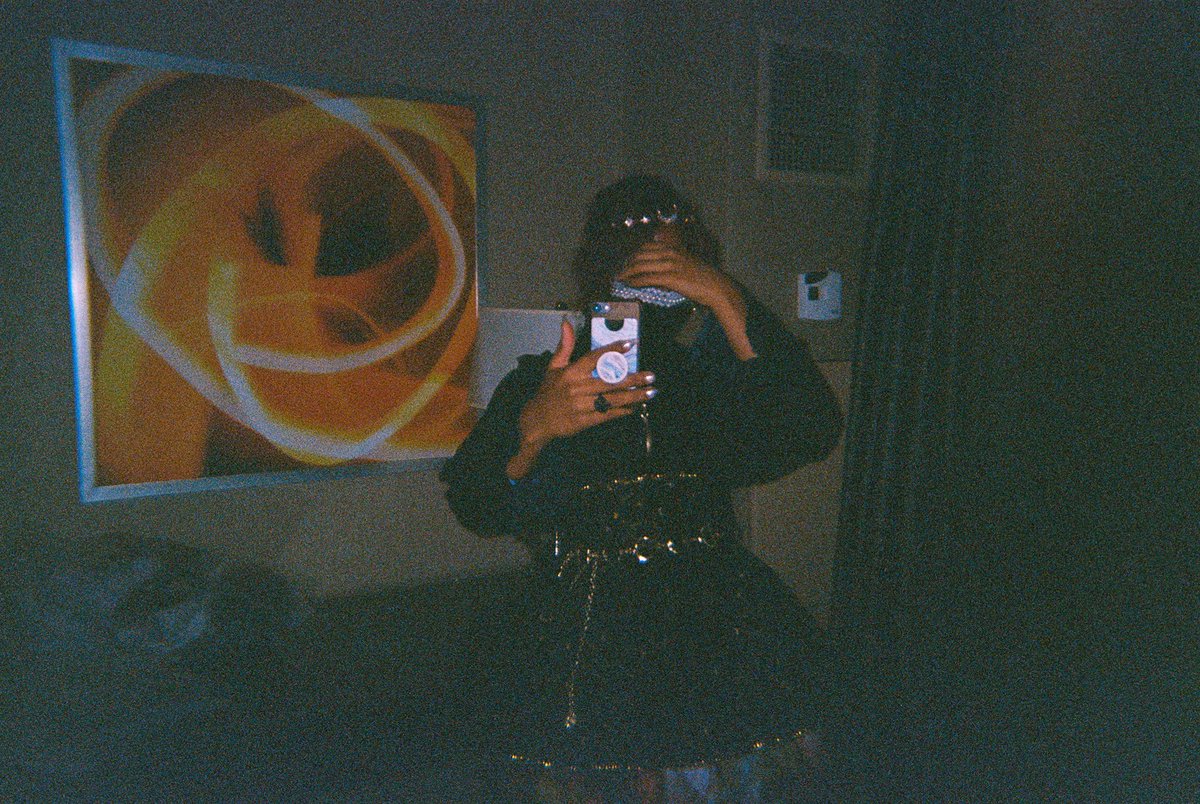 eopseoyo's tweet photo. Behind the scenes at the Royal Vegas Retreat model suite on 35mm film @ppcllcrvr https://t.co/m19Ls31WrT