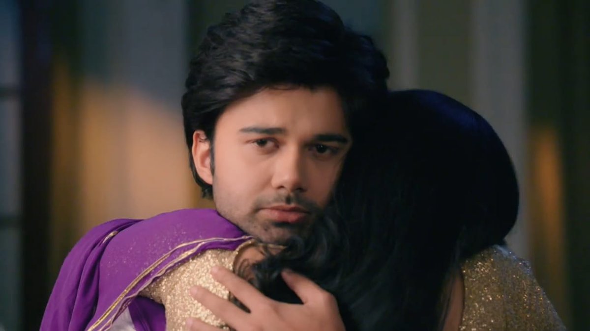 SiravFp's tweet photo. Haayee this hug...

#SIRAVSPECIALHUG
#SimarAaravOswal #AaravOswal #Radhikamuthukumar #AvinashMukherjee #SiRav #SSK2 #SasuralSimarKa2 https://t.co/0LOWrKrSyG