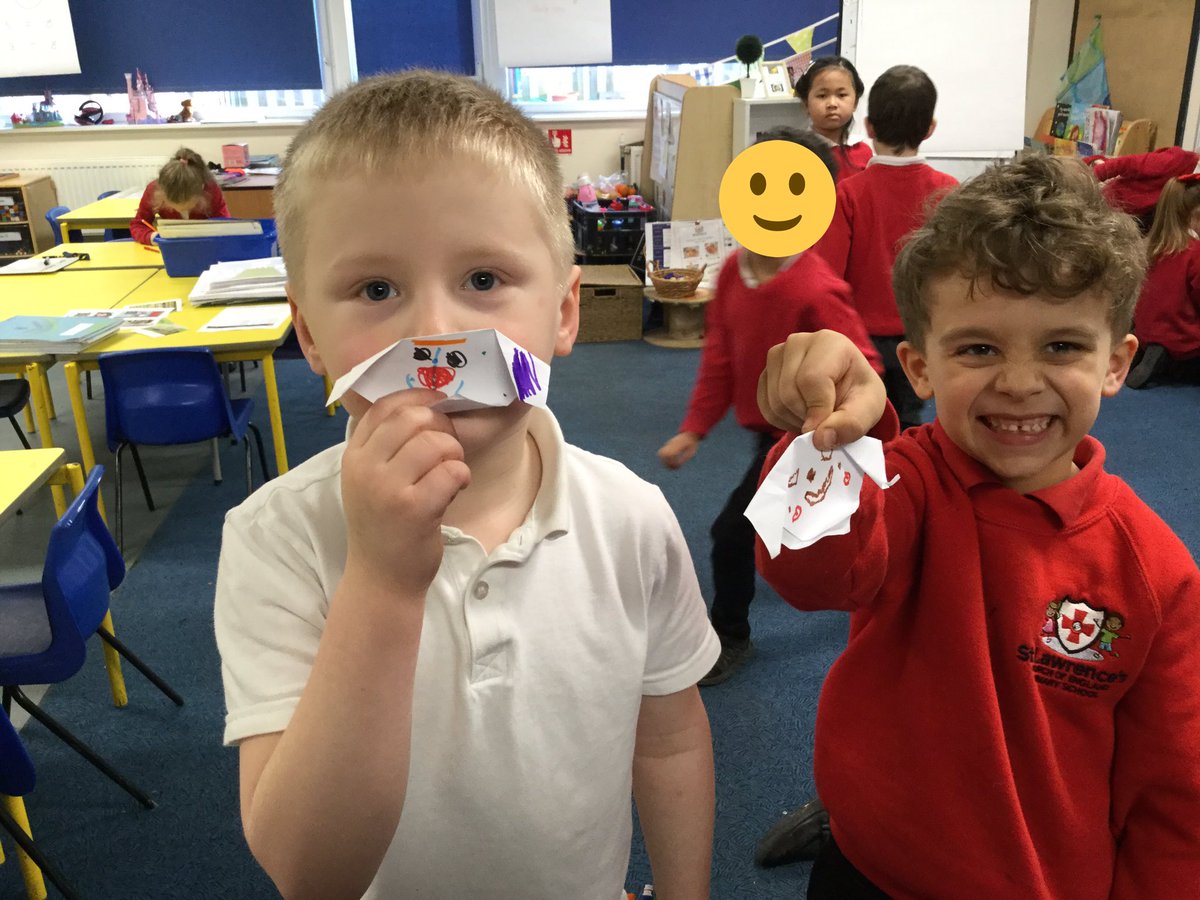 badgers_Y1Y2Stl's tweet photo. We have been persevering when creating an origami dog in Year 1 yesterday. They did so well following the instructions 😁 #stlRE #stlreflectionarea #stlschoolvalues https://t.co/YBArjo4NYd