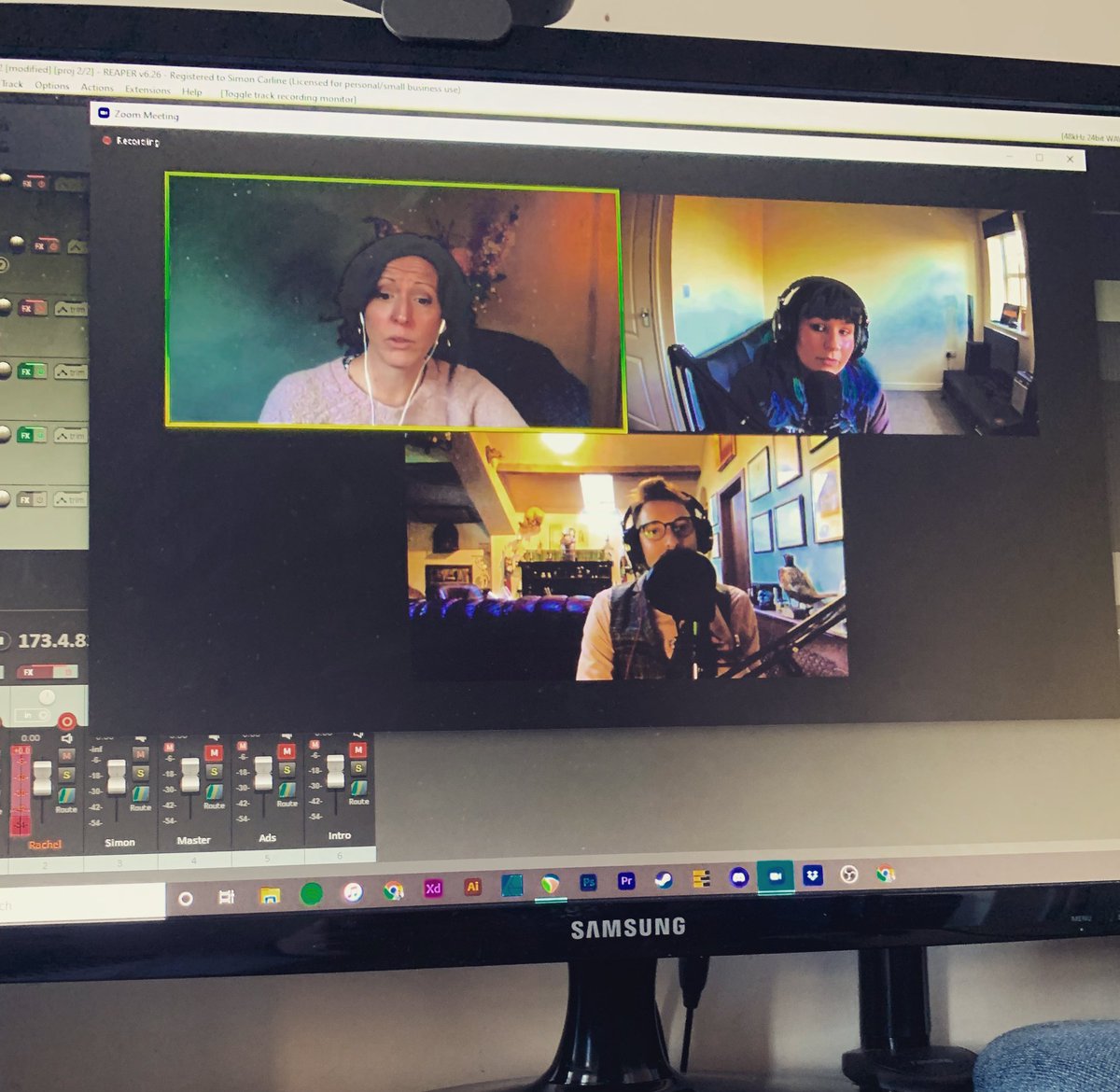 New episode recording 🎙🎧
Answering questions on topics from embalming, alkaline hydrolysis and cremation to debating language… is it a coffin or a casket? ⚰️
Kari the Mortician is bringing something different &amp; fun to us here at The Eternal Debate 🙌🏻