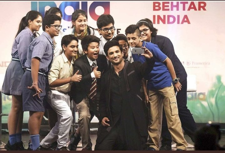 sushant_vibess's tweet photo. Give More, 
Expect Less,
Don't Show off cause Ur God knows how far ur deeds gonna carrying ur legacy 🌻💫🔱🙌🦋🌪️☄️
@itsSSR 
Spread Love Like Sushant
#SushantSinghRajput https://t.co/31MqYX6kw9