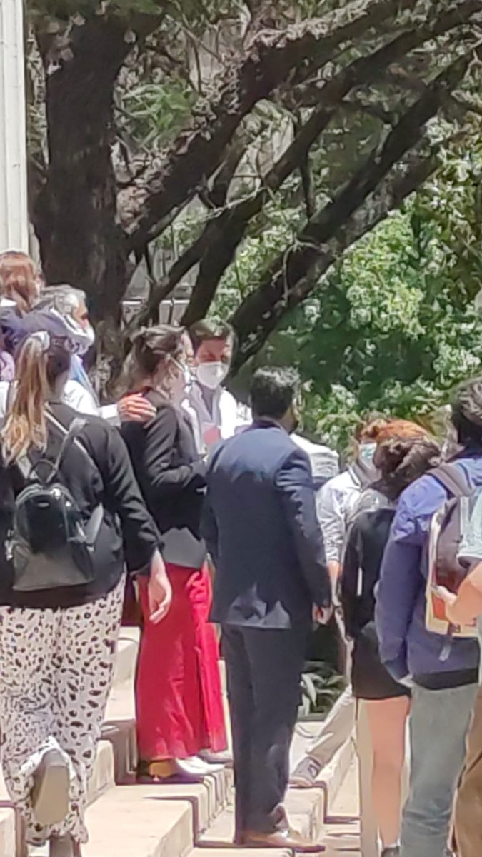 GastonDaly's tweet photo. @IraciHassler mientras se le incendia la @Muni_Stgo sigue en la @convencioncl jajaja super preocupada y con las prioridades claras. #LaSuciaHassler #RenunciaHassler @CNNChile @24HorasTVN @meganoticiascl @elliberocl @latercera https://t.co/1vKOVnbQ88