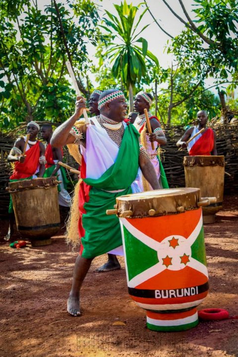 Intellnside's tweet photo. #Burundi President @GeneralNeva today  joined the famous drummers of Gishora in an unprecedented cultural performance. He recalled that safeguarding Kirundi culture is a duty incumbent on all patriots. https://t.co/OCKHVb8gcu