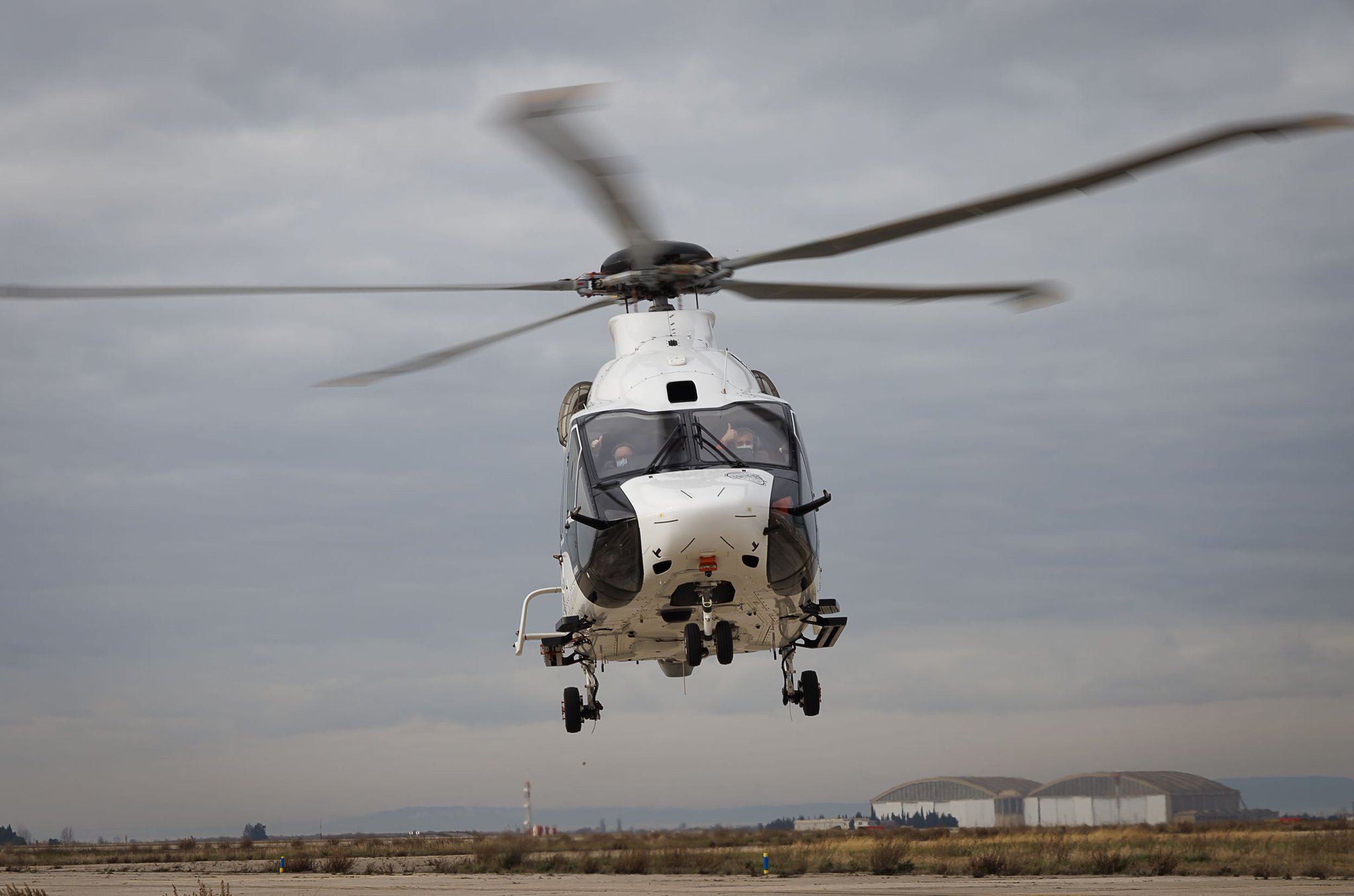 Nouvelles pales silencieuses grâce au partenariat Onera-Eurocopter