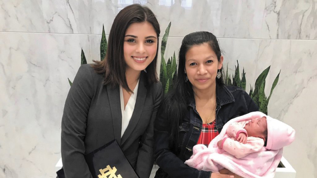 NDLaw's tweet photo. “It’s someone’s life and it’s just a privilege and honor to help someone gain this basic right they need.”

ND Law students spoke with the @Indiana_Lawyer about winning asylum cases through the Law School’s @NIJC externship.

Read the story here: https://t.co/iZEZePaoFi https://t.co/P4eefcMDFj