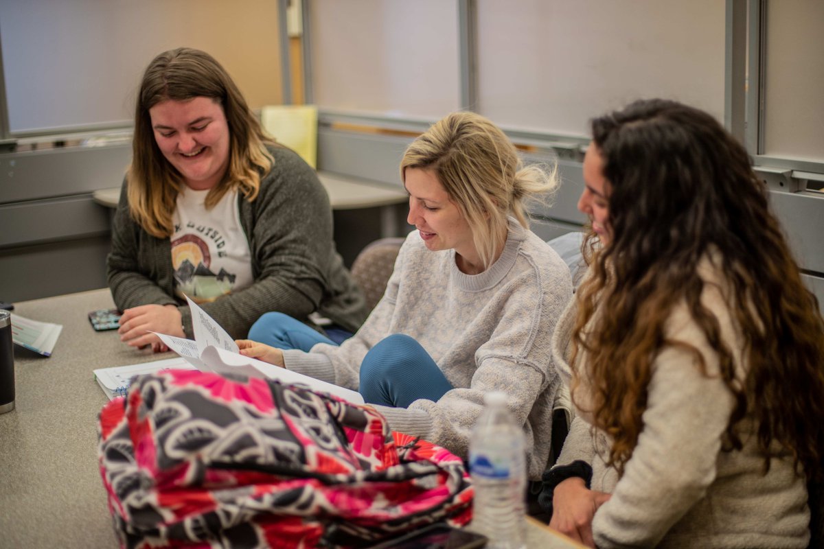 Campus just hasn't been the same without you, Govs. Welcome back! ❤️ 🎩