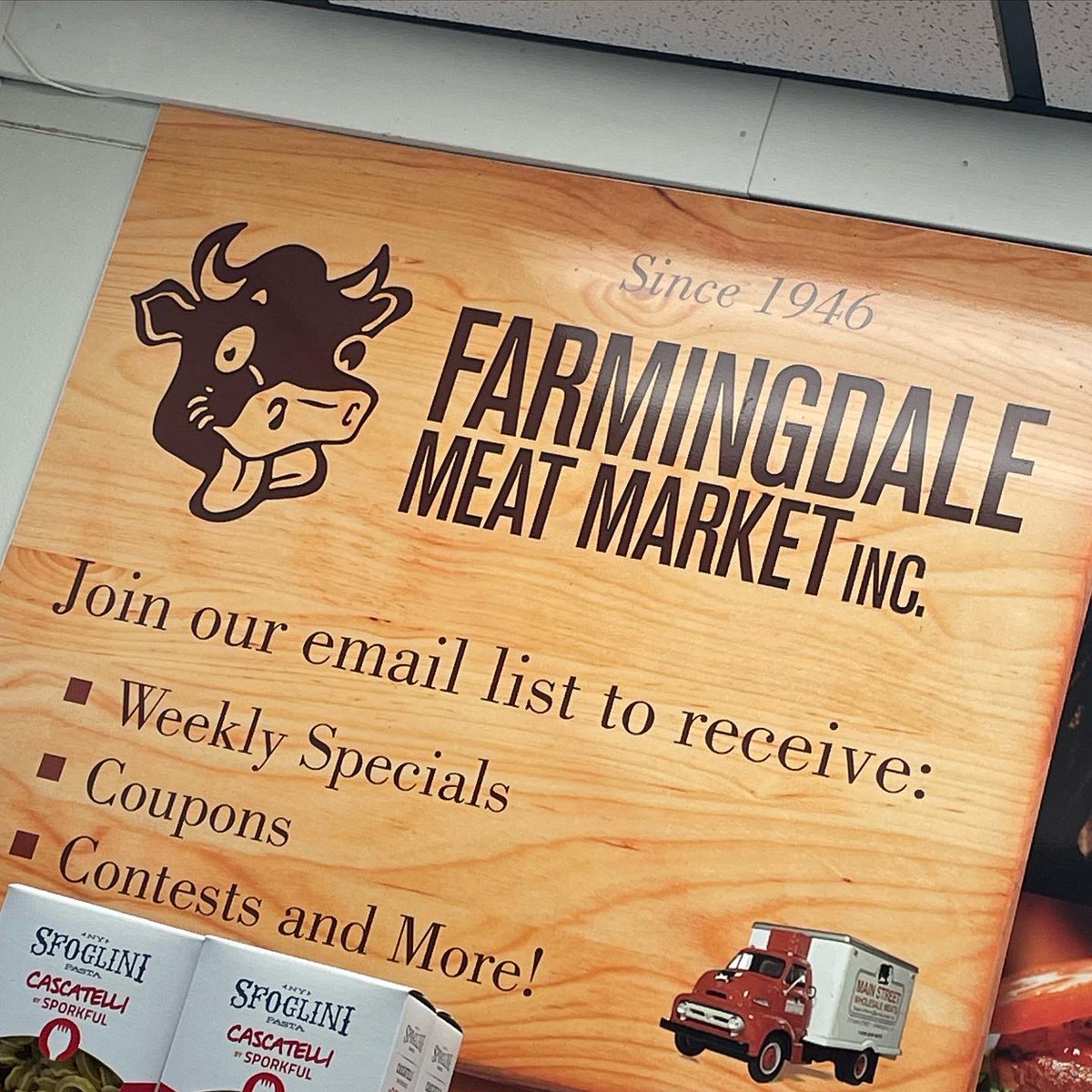 seventyfourBBQ's tweet image. Hello Nassau County, Long Island! We are so excited to now be available for sale at @TheFinestMeats in Farmingdale, LI. Please be sure to give them a visit #SauceLife #BBQ #Grilling #Smoking @nickmangold @seventyfourBBQ