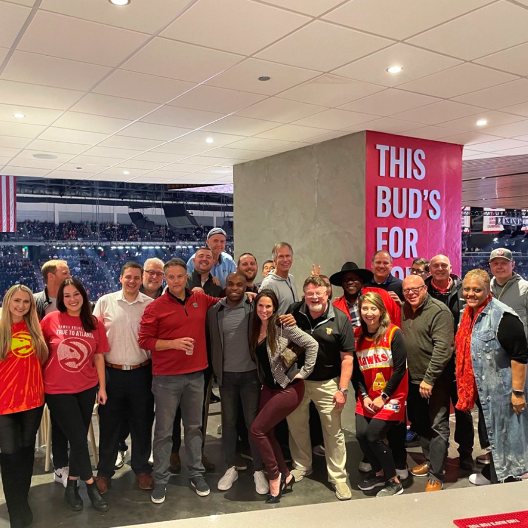 Halco_Lighting's tweet photo. Our awesome team at the #AtlantaHawks game ๐
#HalcoLighting #HalcoTeam #OurPeople #GoHawks https://t.co/JiPuACJEV7