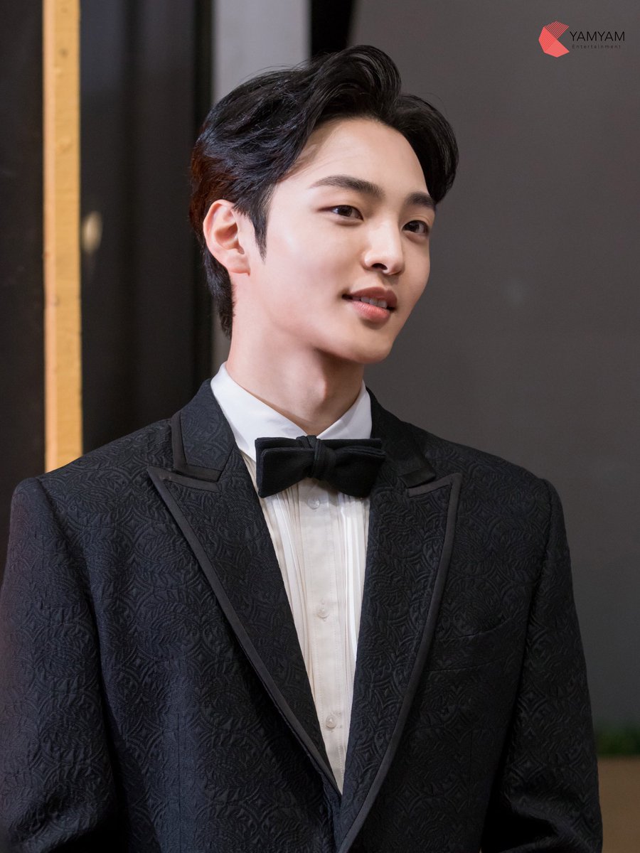 kminjaepics's tweet photo. https://t.co/uOBh5Mo6vb