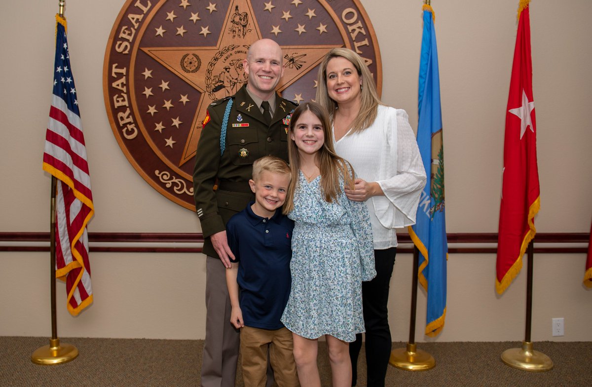 OKGuard's tweet photo. ICYMI: #OKGuard officer Brent Weece was promoted to Lt. Col. in a ceremony at Joint Force Headquarters in Oklahoma City, Jan. 18.
Weece serves as the JFHQ executive officer and is set to assume command of the 1st Bn., 179th Inf. Regt. later this year. https://t.co/3vNrTj4yQ6