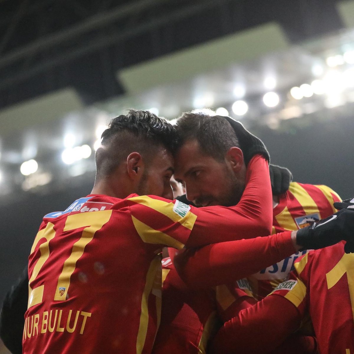KayserisporFK's tweet photo. 🗓 𝓓𝓮𝓳𝓪𝓿𝓾
📌19 Ocak 2021 

✅ Kayserispor 2-0 Başakşehir 

📌19 Ocak 2022

✅ Kayserispor 1-0 Başakşehir 

🟡🔴 #YukatelKayserispor https://t.co/fbSgEYzRgY
