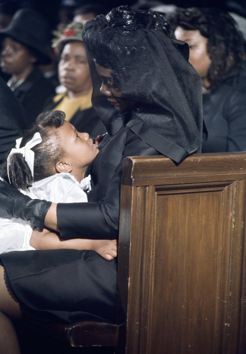 BerniceKing's tweet photo. Discomfort…I’m going to have to insist that white people in our World House process “discomfort” about racism &amp; white supremacy so that we can eradicate both. 

People are yet dying &amp; being devastated by racist policies &amp; practices.

Love is willing to be uncomfortable for good. https://t.co/zORyaM9hEH