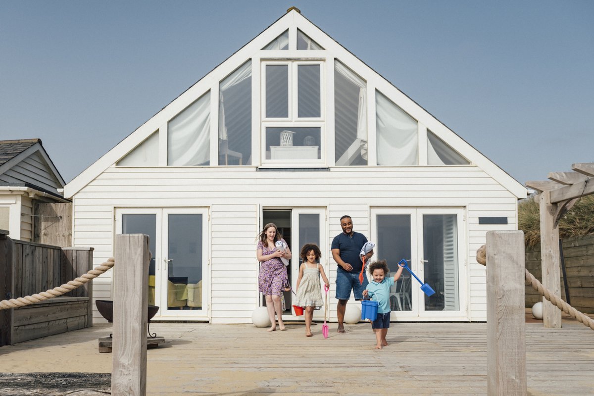 affordbond's tweet photo. Second home tax loophole closing - more proof of holiday-let use required. Full details here:  https://t.co/f8y8077pRe #property #tax @jeffatko @SCheshChamber https://t.co/Ufv1vhC8Hu