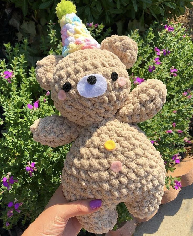 ㅤㅤㅤㅤㅤㅤ
ㅤ  ━━┈┈ 𝙀𝘴𝘱𝘦𝘤𝘪𝘢𝘭 𝘥𝘰 𝙙𝘪𝘢:  ┈┈━━

ㅤㅤ🦋ㅤ( · Sundae + Amigurumi. ) 🦋