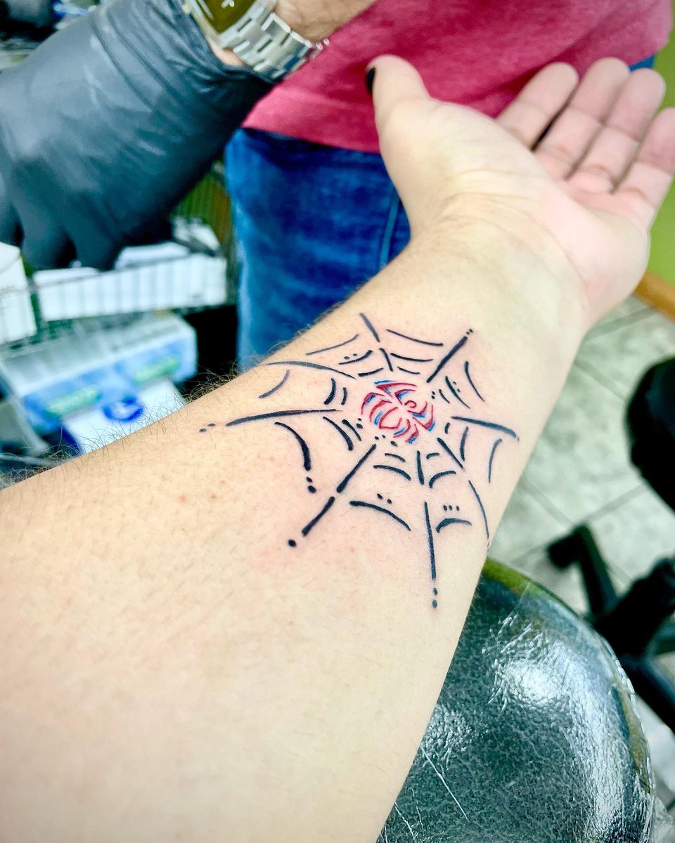 imaginaticart's tweet photo. Sooโฆ Life Update! I got my very first tattoo! It looks so so so awesome! This definitely wonโt be my last! ๐โฅ๏ธ๐๐ธ๐ท
โข
#tattoo #firsttattoo #didnthurt #beyondink #orlandotattooartist #spiderman #spider #web #spiderverse https://t.co/M4tjH8pn3Q