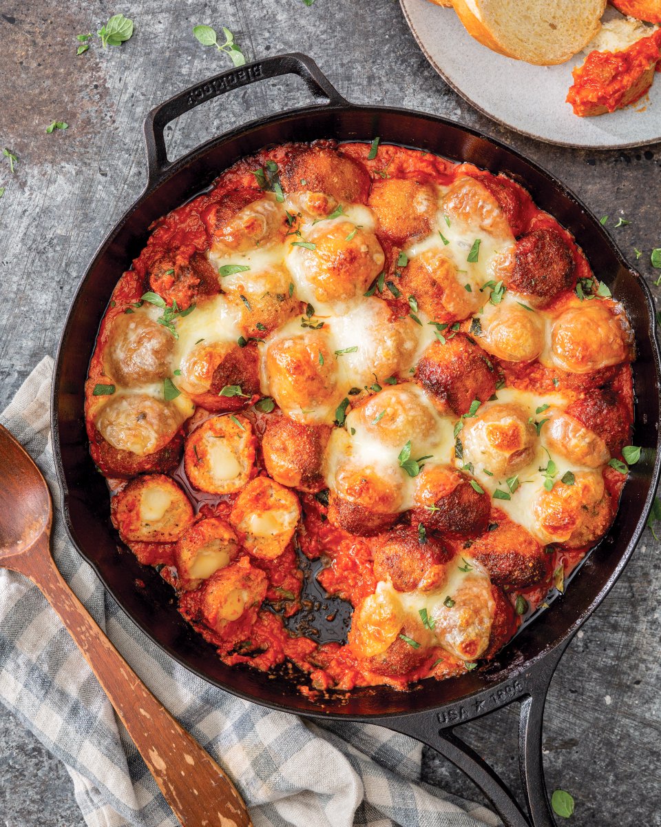 castironsouth's tweet photo. These #cheesy #stuffed #meatballs take their inspiration from a classic #chickenparmesan recipe, but we've dialed things up a bit for even more can't-beat flavor. Grab the recipe here: https://t.co/uZ8FJvfbhN
#skilletsupper #easyrecipes #castironrecipes #castironskillet https://t.co/yj7Ne7VZhL