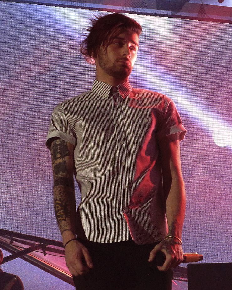 ZAYNJARCHIVES's tweet photo. https://t.co/cN6OTWAmMk