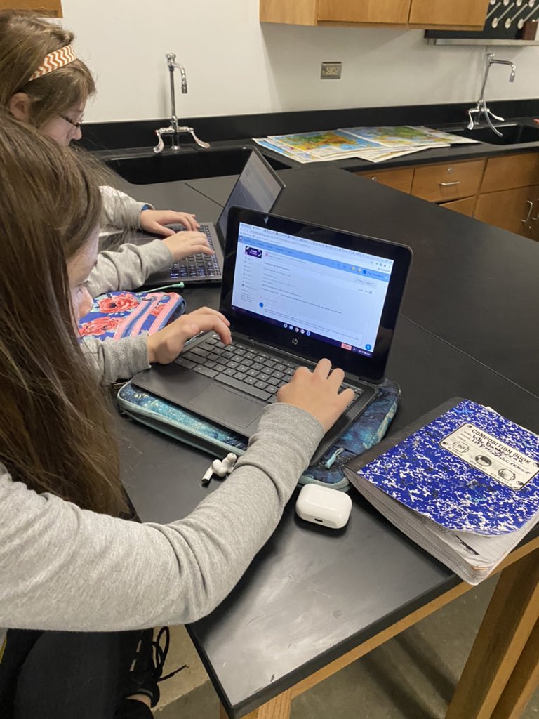 Cara Lantrip tweet media