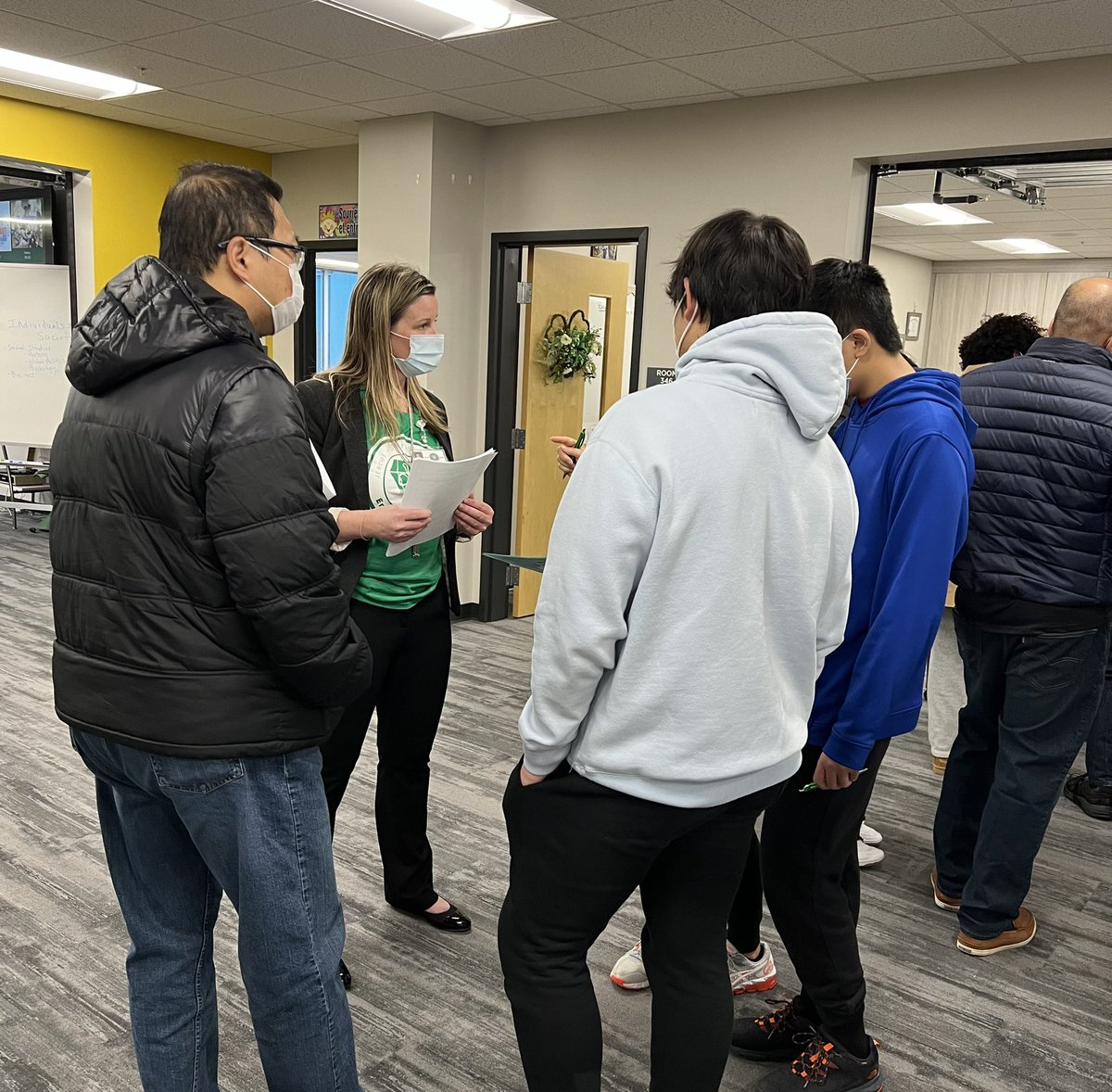 JessicaKroetz's tweet photo. @JulieBlevinsEdD sharing information with families about the College Credit Plus options. Thank you @DCSEmerald  for hosting such an informational night for our community. https://t.co/85lxrVWo4v