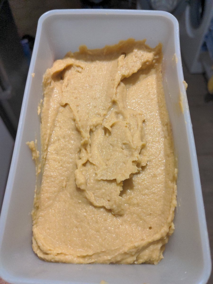 bob__ardkor's tweet photo. Bon et là j'attends.
Évidemment, une fois que j'aurai du bon pain-pain tout chaud, ce serait plus sympa si j'avais de quoi me faire, je sais pas moi, une tartine de houmous par exemple.
#heymais #ohbençaçatombebienalors https://t.co/w6iFBVmzdR