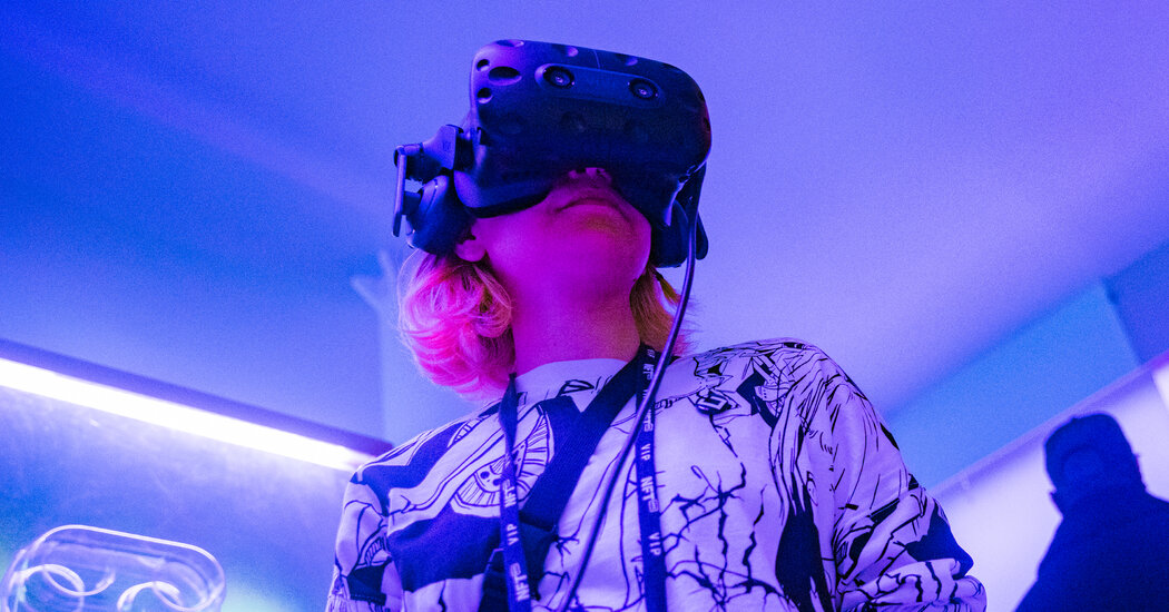 ETFsStockPicker's tweet image. #Virtual_Reality_Computers_ #Computer_and_Video_Games What’s All the Hype About the Metaverse? dlvr.it/SHRTX5 bit.ly/3euPGwc