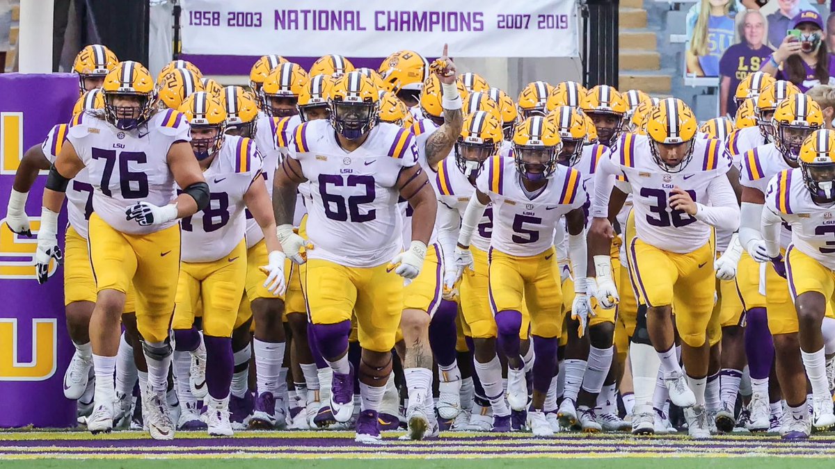 I am extremely thankful to say that I have received an offer from LSU #GeauxTigers 🟡🟣🐯 <a href="/coachbraddavis/">Brad Davis</a> <a href="/LSUfootball/">LSU Football</a> <a href="/Naaman_Football/">Naaman Forest Football</a> <a href="/CoachP_WAM/">Coach Jesse Perales 🏈</a> <a href="/dealt4aces/">Michael Deal</a> <a href="/TEP5252/">TEP’S QB HUNTING CLUB EST. 2012</a>