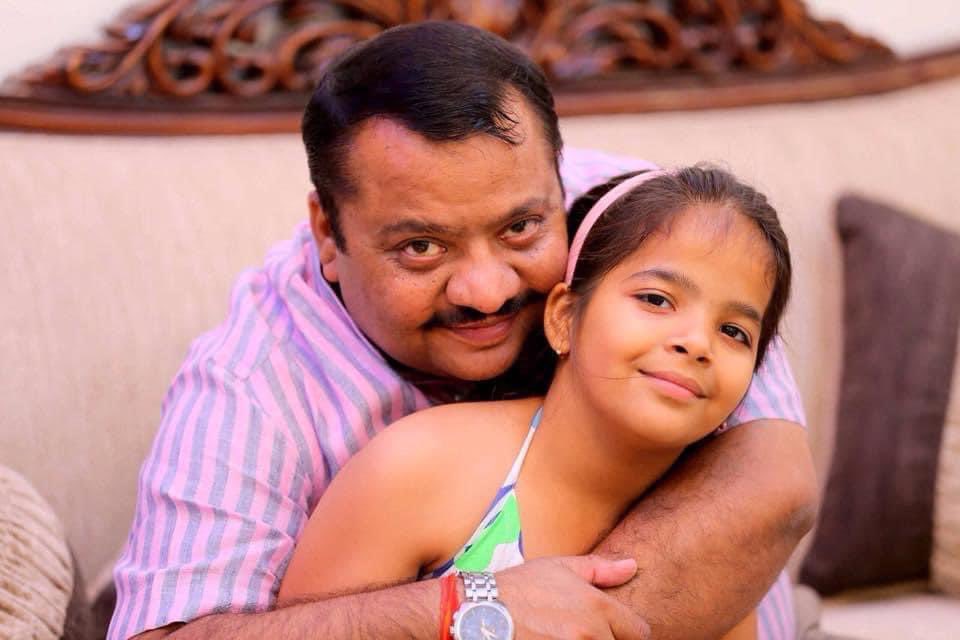 Editor_SanjayS's tweet photo. कुछ सपने है 
जो मेरे अपने है ..
मेरी नन्ही परी आज ही आयी थी मेरे पास 🥰🥰😘😘 https://t.co/HQBOVsSvJq