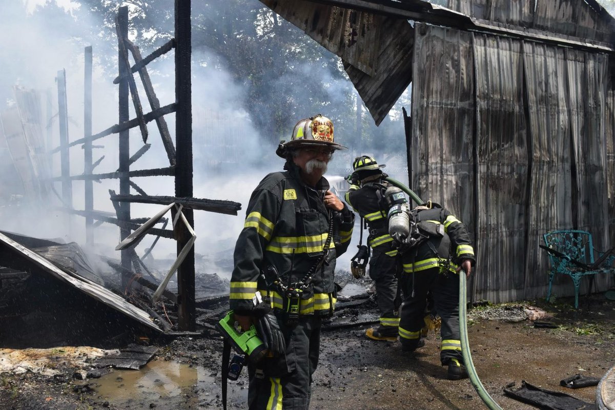 FirefighterCloseCall tweet media