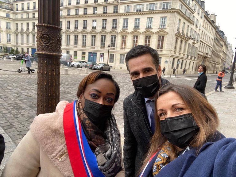 YanChantrel's tweet photo. Aujourd’hui, j’ai rencontré des Élus Français d’origine malienne #CEFOM qui lutte pour créer un dialogue avec la CEDEAO, dont les sanctions envers le Mali risquent de fragiliser un peu + le peuple malien.
La France doit agir pour une issue pacifique 🇲🇱🇫🇷
cc @isasantiago_94 https://t.co/pAvZyGXb7S