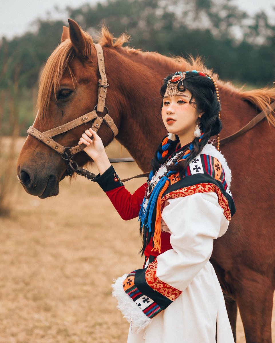 Megumy_tran's tweet photo. 𝘿𝙚𝙚𝙥 𝙞𝙣 𝙩𝙝𝙚 𝙝𝙚𝙖𝙧𝙩 𝙤𝙛 𝙣𝙖𝙩𝙪𝙧𝙚 🍂 https://t.co/T17YP33uIr