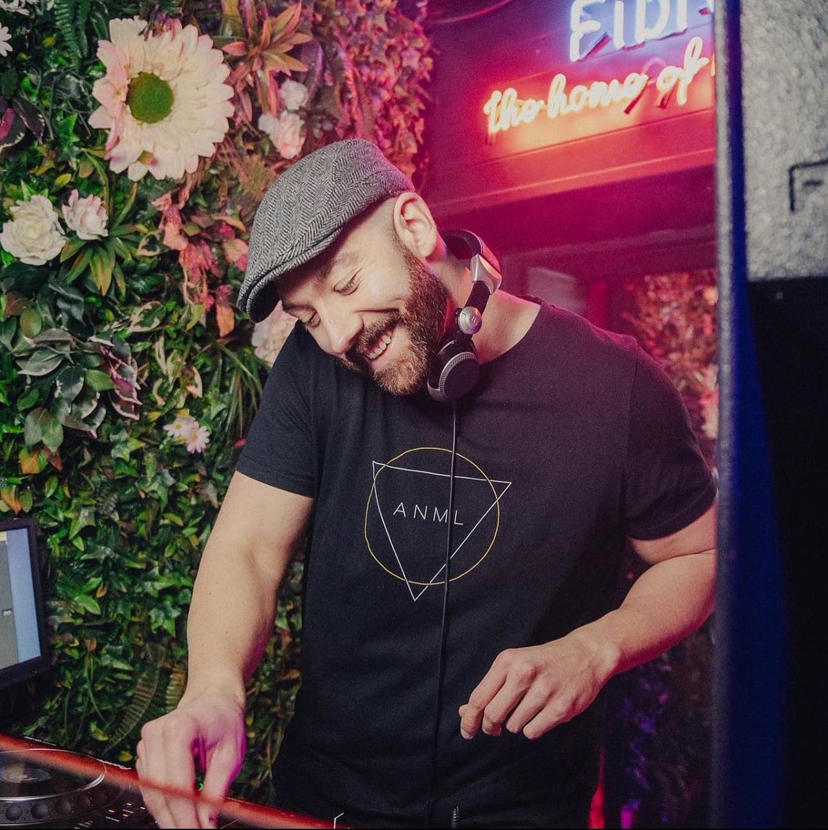 The hype is real! 🔊🚨The great Atom 36 returns this Friday with a brand new #funkyhouse anthem that is bound to leave you heading for straight the dance floor! Get ready, 2 days until “Murkatron” 🔥 <a href="/tomfrostmusic/">Tom Frost</a> 
.
.
.
#newmusic #housemusic #edm #electronicmusic #funkyhouse