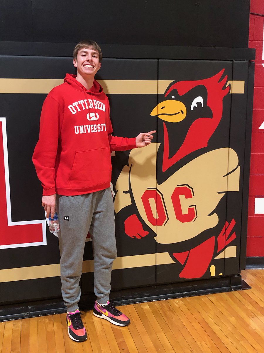 AndrewCleaver7's tweet photo. 100% Committed 🏀
@Otterbein_MBB @CoachAWinters @ShiningStarAAU @LebanonAthDept 
#gocards https://t.co/kSEdaL2cQP