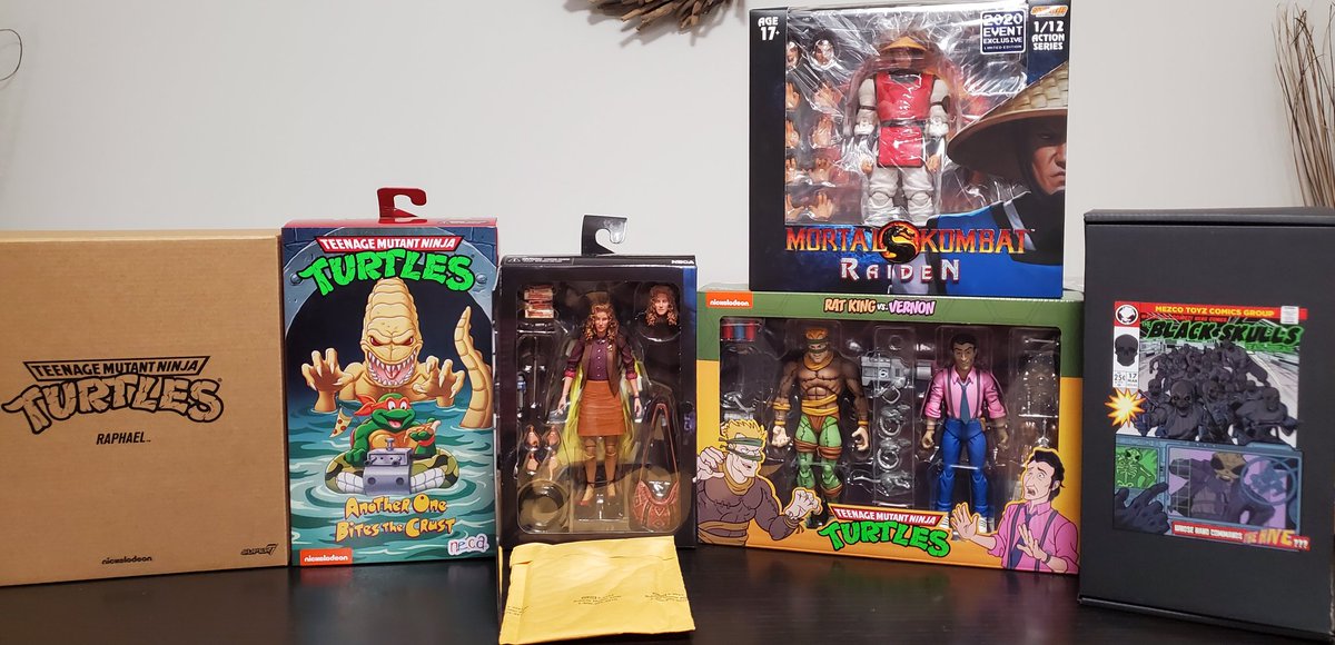 TitoMonroy577's tweet photo. If anyone wants any of this DM me🥷 https://t.co/T0jxYuqEWd