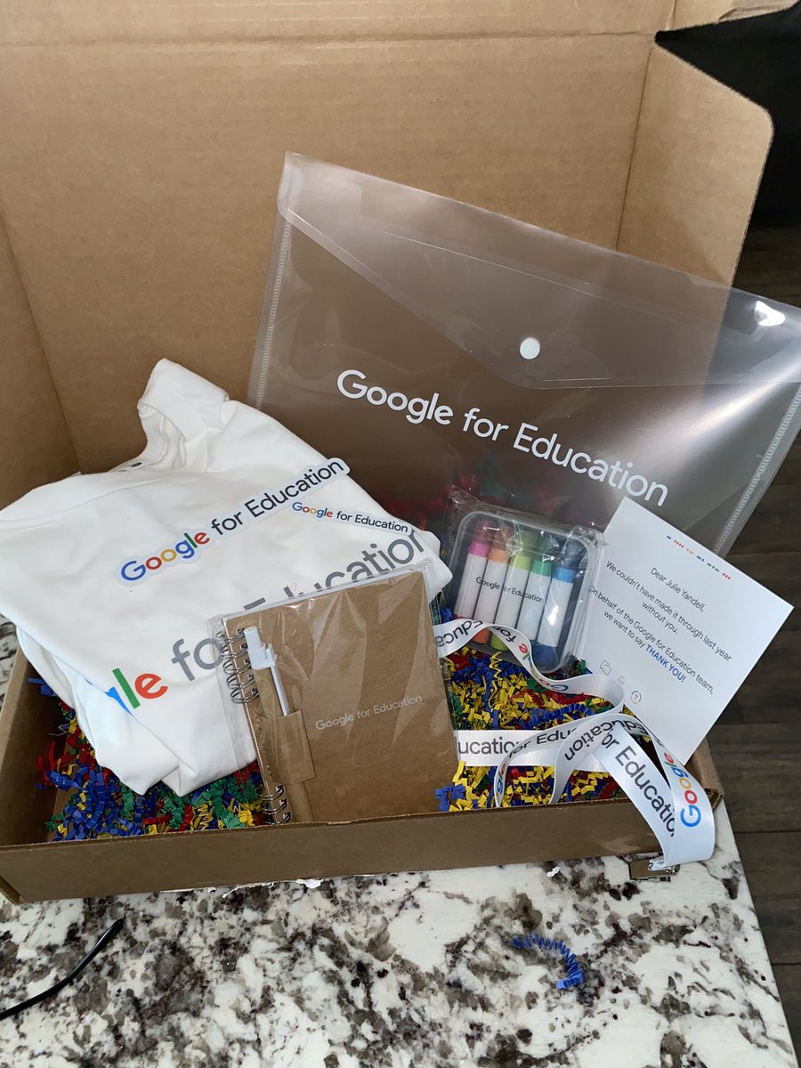 This was an awesome surprise! Thanks <a href="/GoogleForEdu/">Google for Education</a> ! You guys made my day! #itsagooglething #thankyou